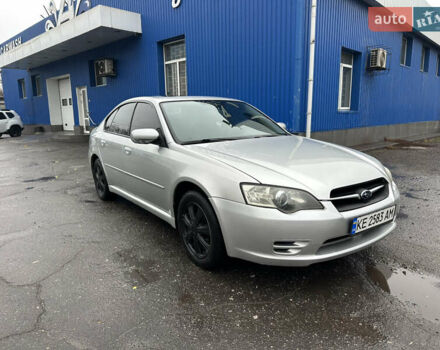 Серый Субару Легаси, объемом двигателя 2 л и пробегом 270 тыс. км за 4500 $, фото 2 на Automoto.ua