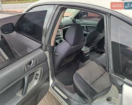 Сірий Субару Легасі, об'ємом двигуна 1.99 л та пробігом 340 тис. км за 4800 $, фото 16 на Automoto.ua