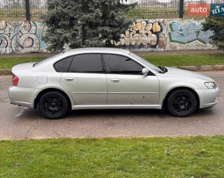 Сірий Субару Легасі, об'ємом двигуна 2 л та пробігом 358 тис. км за 5500 $, фото 4 на Automoto.ua