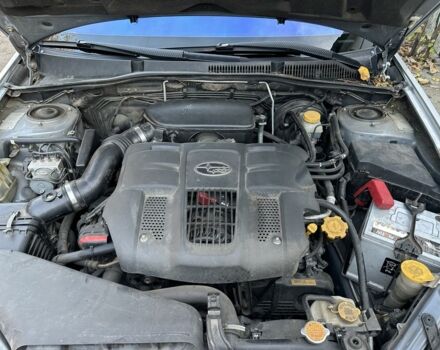 Сірий Субару Легасі, об'ємом двигуна 2 л та пробігом 185 тис. км за 10000 $, фото 1 на Automoto.ua