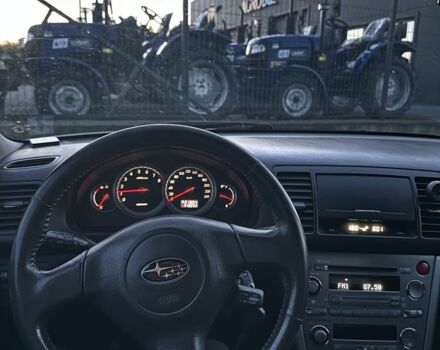 Серый Субару Легаси, объемом двигателя 2 л и пробегом 470 тыс. км за 3999 $, фото 5 на Automoto.ua