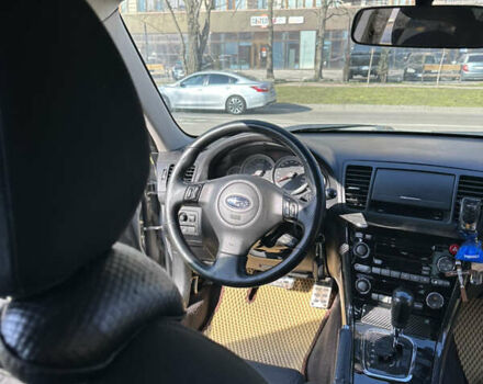 Сірий Субару Легасі, об'ємом двигуна 2 л та пробігом 227 тис. км за 6100 $, фото 3 на Automoto.ua