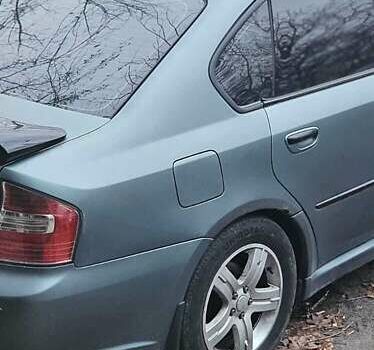 Серый Субару Легаси, объемом двигателя 2 л и пробегом 337 тыс. км за 3300 $, фото 2 на Automoto.ua