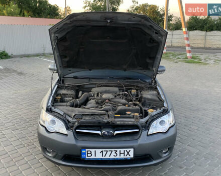 Сірий Субару Легасі, об'ємом двигуна 2 л та пробігом 230 тис. км за 5500 $, фото 53 на Automoto.ua