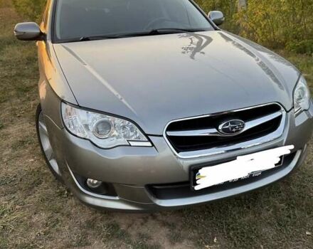 Серый Субару Легаси, объемом двигателя 2 л и пробегом 70 тыс. км за 8500 $, фото 9 на Automoto.ua
