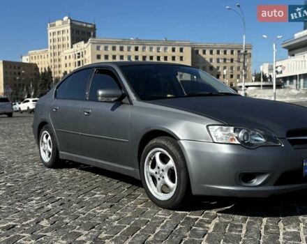 Сірий Субару Легасі, об'ємом двигуна 2 л та пробігом 350 тис. км за 4400 $, фото 17 на Automoto.ua