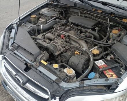 Серый Субару Легаси, объемом двигателя 2 л и пробегом 247 тыс. км за 4600 $, фото 3 на Automoto.ua