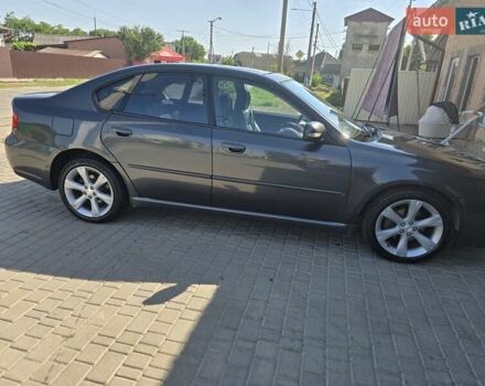 Сірий Субару Легасі, об'ємом двигуна 2 л та пробігом 206 тис. км за 7000 $, фото 6 на Automoto.ua