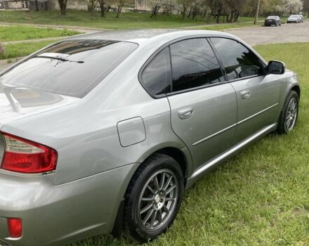 Сірий Субару Легасі, об'ємом двигуна 2 л та пробігом 300 тис. км за 6800 $, фото 5 на Automoto.ua