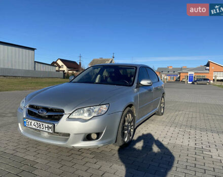 Серый Субару Легаси, объемом двигателя 1.99 л и пробегом 242 тыс. км за 5350 $, фото 1 на Automoto.ua