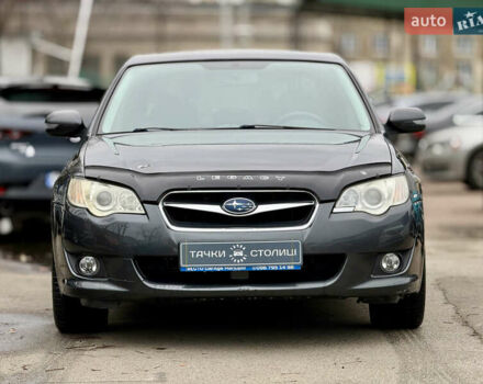 Сірий Субару Легасі, об'ємом двигуна 2 л та пробігом 274 тис. км за 5900 $, фото 7 на Automoto.ua