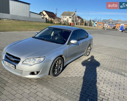 Серый Субару Легаси, объемом двигателя 1.99 л и пробегом 242 тыс. км за 5350 $, фото 2 на Automoto.ua