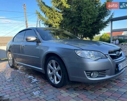 Серый Субару Легаси, объемом двигателя 2 л и пробегом 246 тыс. км за 6000 $, фото 2 на Automoto.ua