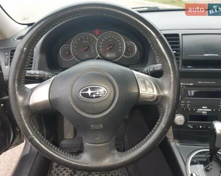 Серый Субару Легаси, объемом двигателя 2 л и пробегом 156 тыс. км за 6950 $, фото 1 на Automoto.ua