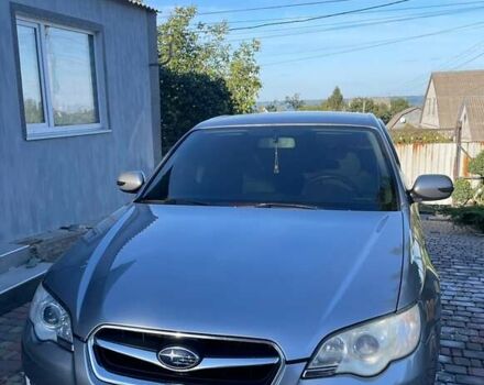 Серый Субару Легаси, объемом двигателя 2 л и пробегом 246 тыс. км за 6000 $, фото 3 на Automoto.ua