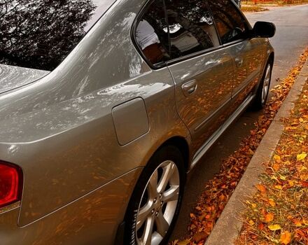 Сірий Субару Легасі, об'ємом двигуна 2 л та пробігом 244 тис. км за 6500 $, фото 5 на Automoto.ua