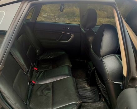 Сірий Субару Легасі, об'ємом двигуна 2 л та пробігом 200 тис. км за 8000 $, фото 4 на Automoto.ua