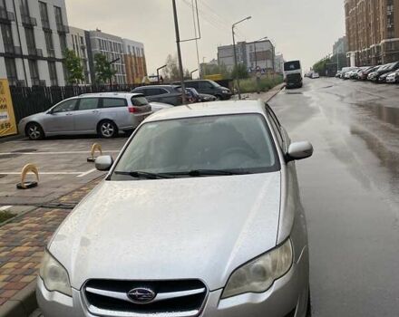 Сірий Субару Легасі, об'ємом двигуна 1.99 л та пробігом 256 тис. км за 6900 $, фото 3 на Automoto.ua