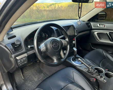 Серый Субару Легаси, объемом двигателя 2.5 л и пробегом 230 тыс. км за 6700 $, фото 7 на Automoto.ua