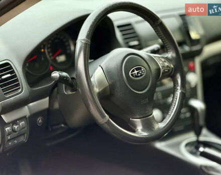 Сірий Субару Легасі, об'ємом двигуна 2 л та пробігом 274 тис. км за 5900 $, фото 9 на Automoto.ua