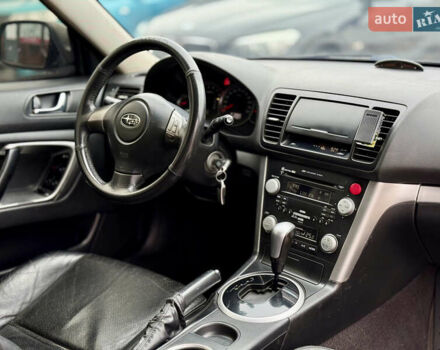 Сірий Субару Легасі, об'ємом двигуна 2 л та пробігом 274 тис. км за 4900 $, фото 16 на Automoto.ua