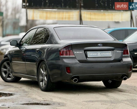 Сірий Субару Легасі, об'ємом двигуна 2 л та пробігом 274 тис. км за 5900 $, фото 2 на Automoto.ua