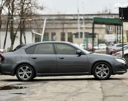 Серый Субару Легаси, объемом двигателя 0 л и пробегом 274 тыс. км за 5900 $, фото 5 на Automoto.ua