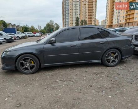Сірий Субару Легасі, об'ємом двигуна 1.99 л та пробігом 208 тис. км за 6800 $, фото 2 на Automoto.ua