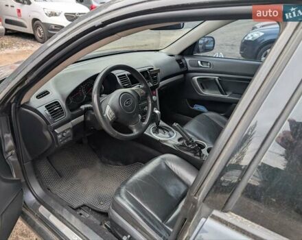 Сірий Субару Легасі, об'ємом двигуна 1.99 л та пробігом 208 тис. км за 6800 $, фото 9 на Automoto.ua