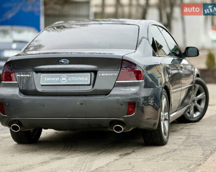 Сірий Субару Легасі, об'ємом двигуна 2 л та пробігом 274 тис. км за 5900 $, фото 4 на Automoto.ua