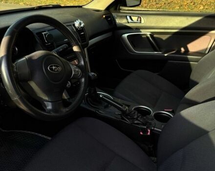 Сірий Субару Легасі, об'ємом двигуна 2 л та пробігом 210 тис. км за 4500 $, фото 6 на Automoto.ua