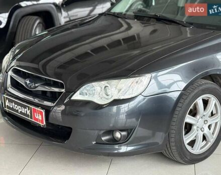 Сірий Субару Легасі, об'ємом двигуна 2 л та пробігом 320 тис. км за 6440 $, фото 3 на Automoto.ua