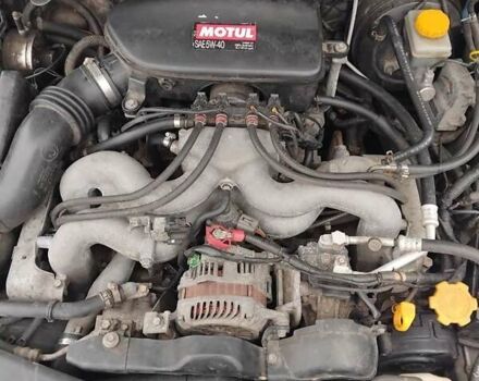 Сірий Субару Легасі, об'ємом двигуна 2 л та пробігом 340 тис. км за 5400 $, фото 4 на Automoto.ua