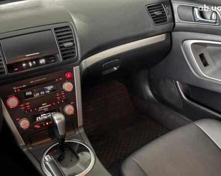 Сірий Субару Легасі, об'ємом двигуна 2 л та пробігом 320 тис. км за 6440 $, фото 16 на Automoto.ua