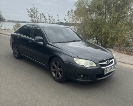 Сірий Субару Легасі, об'ємом двигуна 2 л та пробігом 280 тис. км за 5400 $, фото 1 на Automoto.ua