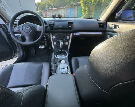 Сірий Субару Легасі, об'ємом двигуна 1.99 л та пробігом 255 тис. км за 8100 $, фото 10 на Automoto.ua