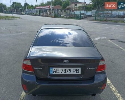 Сірий Субару Легасі, об'ємом двигуна 1.99 л та пробігом 215 тис. км за 6499 $, фото 8 на Automoto.ua