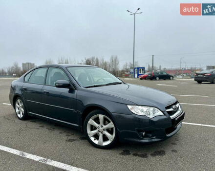 Серый Субару Легаси, объемом двигателя 1.99 л и пробегом 55 тыс. км за 8900 $, фото 4 на Automoto.ua