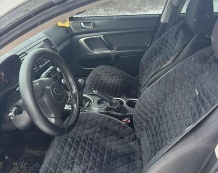 Сірий Субару Легасі, об'ємом двигуна 2 л та пробігом 244 тис. км за 5800 $, фото 5 на Automoto.ua