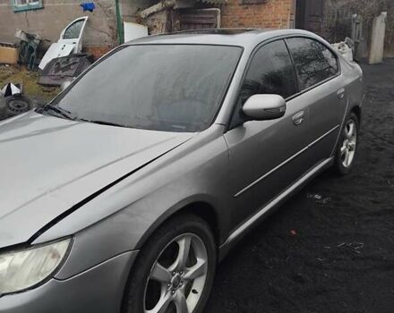 Сірий Субару Легасі, об'ємом двигуна 2 л та пробігом 340 тис. км за 5400 $, фото 2 на Automoto.ua