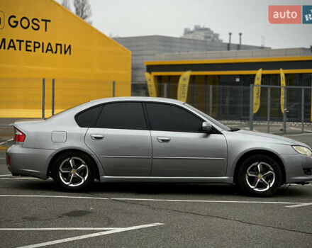 Серый Субару Легаси, объемом двигателя 2 л и пробегом 247 тыс. км за 3900 $, фото 5 на Automoto.ua