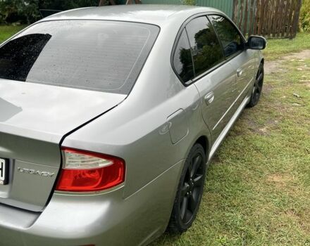 Сірий Субару Легасі, об'ємом двигуна 2 л та пробігом 170 тис. км за 6000 $, фото 3 на Automoto.ua