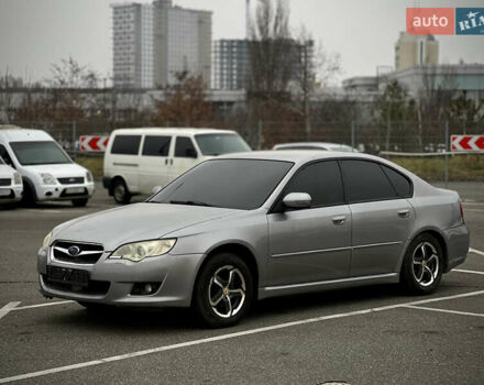 Серый Субару Легаси, объемом двигателя 2 л и пробегом 247 тыс. км за 3900 $, фото 4 на Automoto.ua