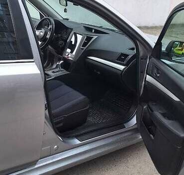 Сірий Субару Легасі, об'ємом двигуна 2.46 л та пробігом 198 тис. км за 7400 $, фото 11 на Automoto.ua