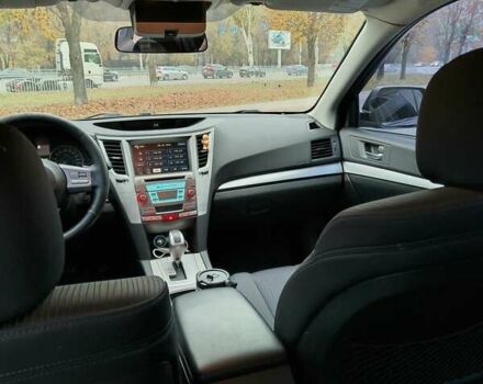 Сірий Субару Легасі, об'ємом двигуна 2.46 л та пробігом 219 тис. км за 8400 $, фото 28 на Automoto.ua