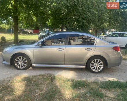 Сірий Субару Легасі, об'ємом двигуна 2.46 л та пробігом 189 тис. км за 7500 $, фото 1 на Automoto.ua