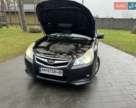 Сірий Субару Легасі, об'ємом двигуна 2 л та пробігом 200 тис. км за 8200 $, фото 8 на Automoto.ua