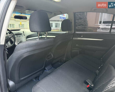 Серый Субару Легаси, объемом двигателя 2.46 л и пробегом 190 тыс. км за 5999 $, фото 16 на Automoto.ua