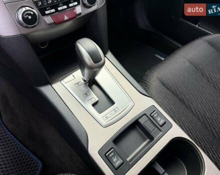 Серый Субару Легаси, объемом двигателя 2.5 л и пробегом 190 тыс. км за 6499 $, фото 32 на Automoto.ua