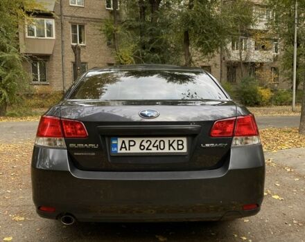 Субару Легаси 2011 в Запорожье на Automoto.ua Серый Субару Легаси, объемом двигателя 2 л и пробегом 175 тыс. км за 7500 $, фото 4 на Automoto.ua